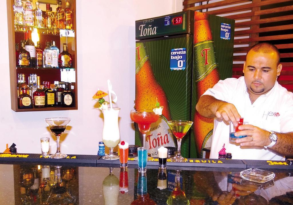 Hotel Hex Managua Buitenkant foto