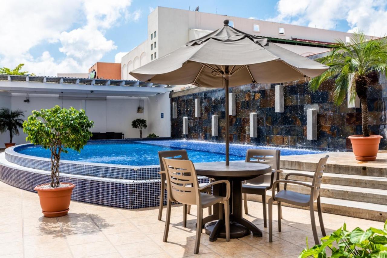 Hotel Hex Managua Buitenkant foto